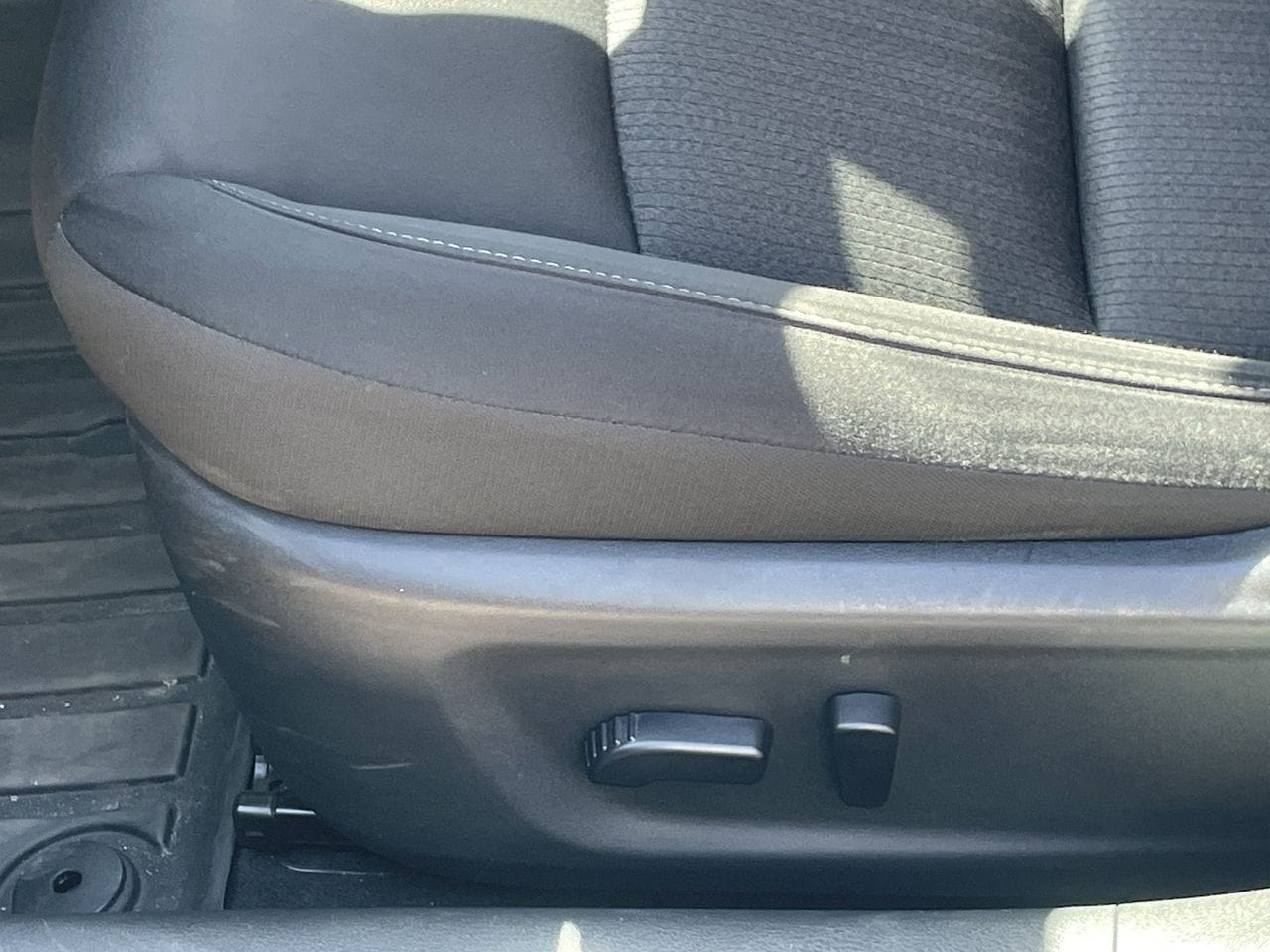 Used 2021 Gun Metallic Nissan 2.5 S image 9