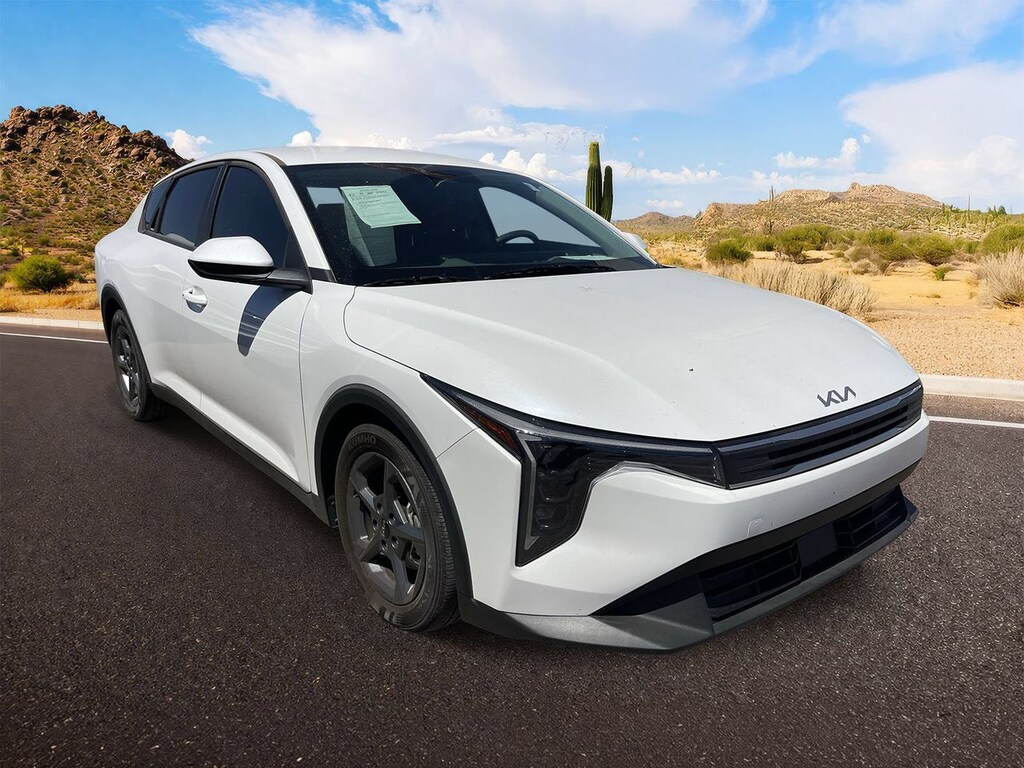 Certified 2025 Kia K4 LXS Sedan