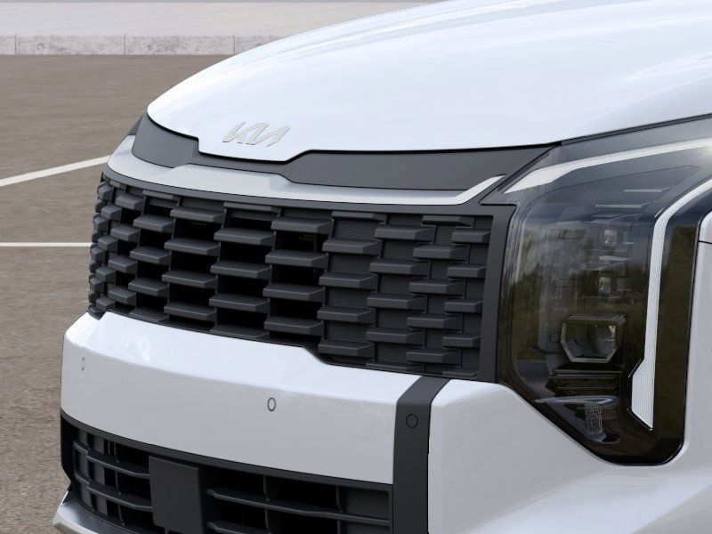 New 2026 Snow White Pearl Kia LX image 12