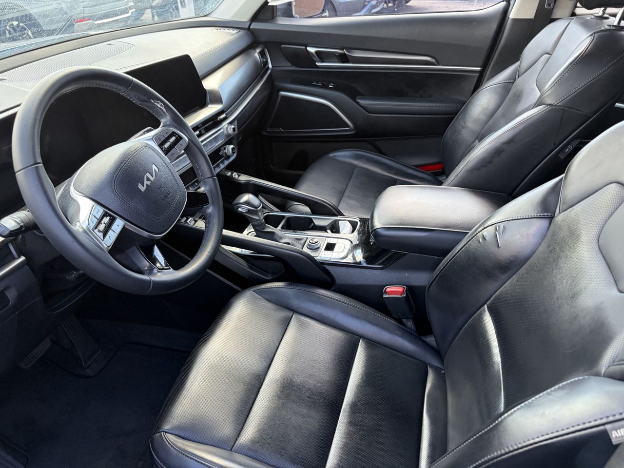 Used 2024 Everlasting Silver Kia S image 7