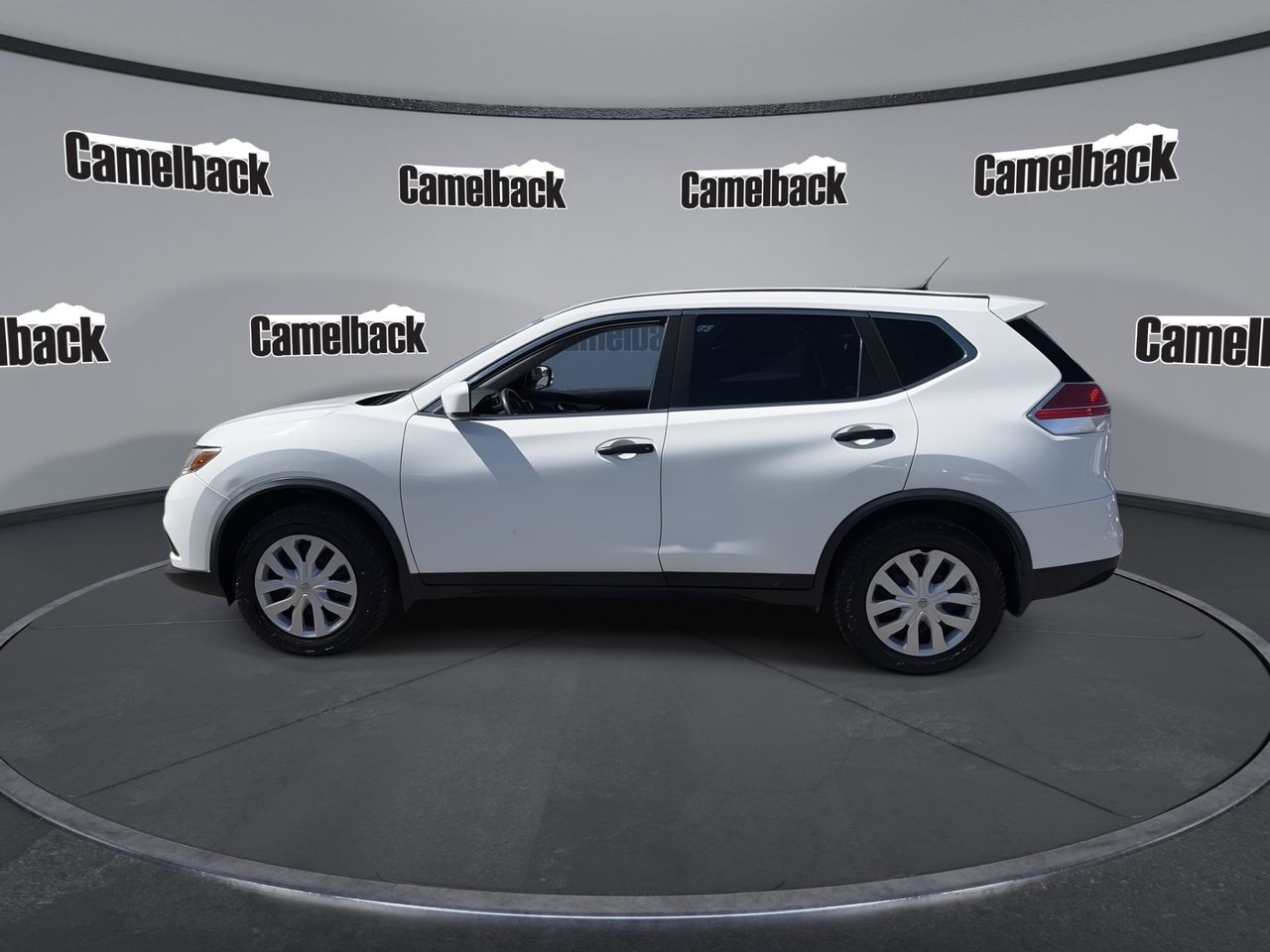 Used 2016 Glacier White Nissan S image 4