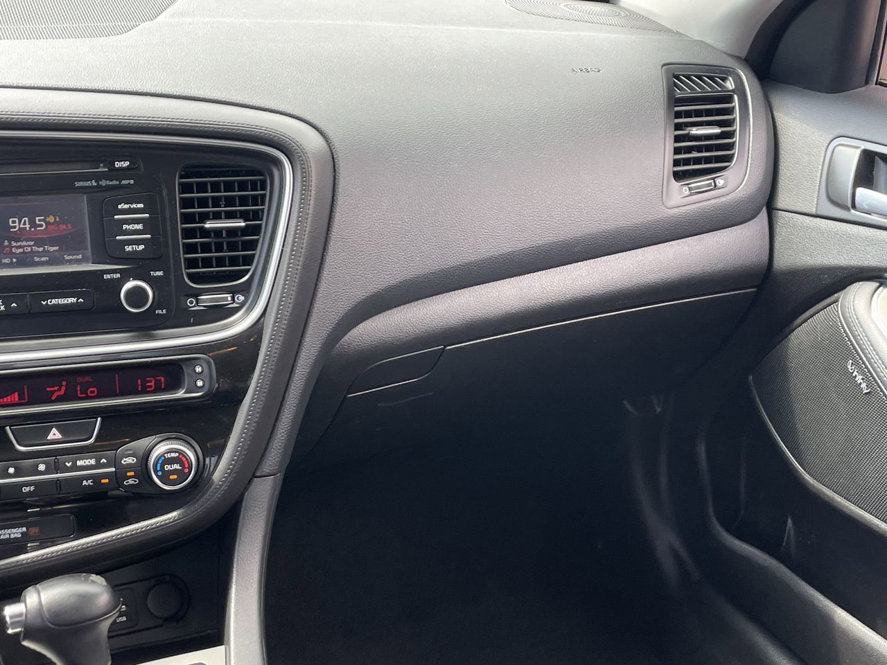 Used 2015 Titanium Silver Kia SX Turbo FWD image 15