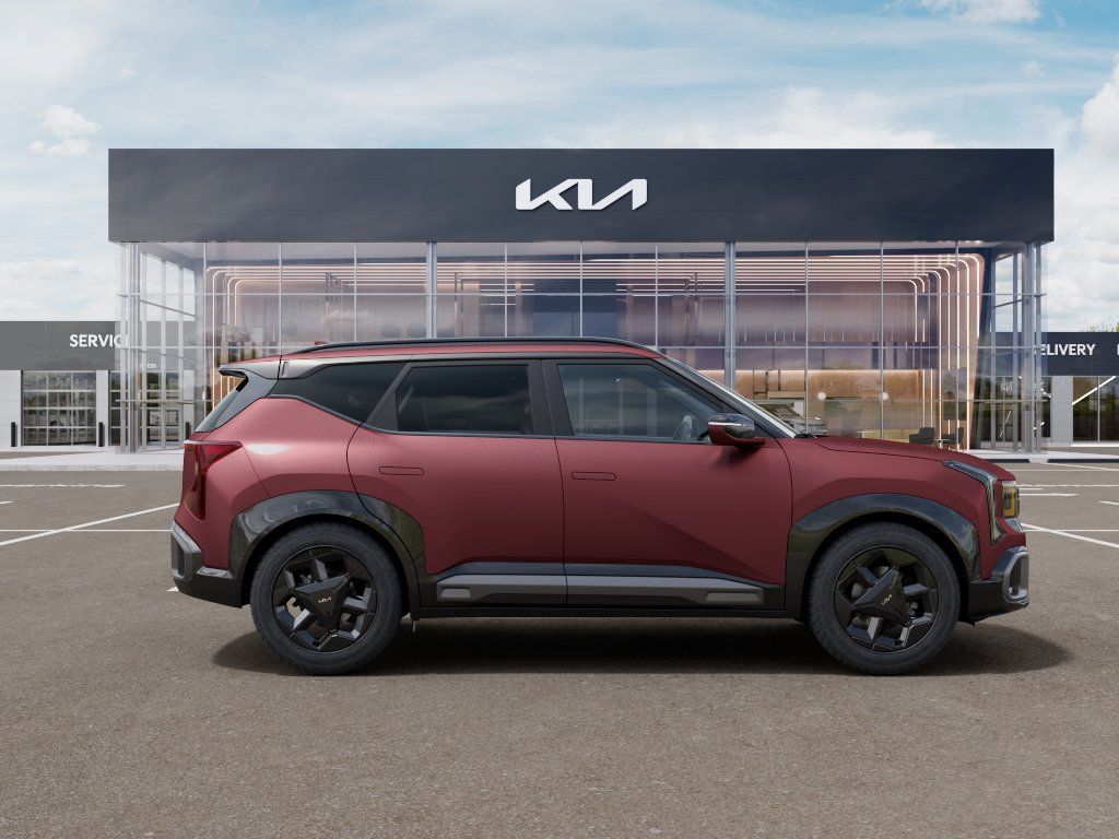 New 2027 Magma Red Matte Kia X-Line S image 7