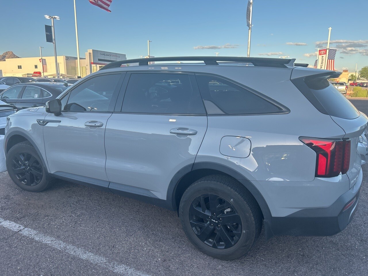 2023 Kia Sorento X-Line S photo 2