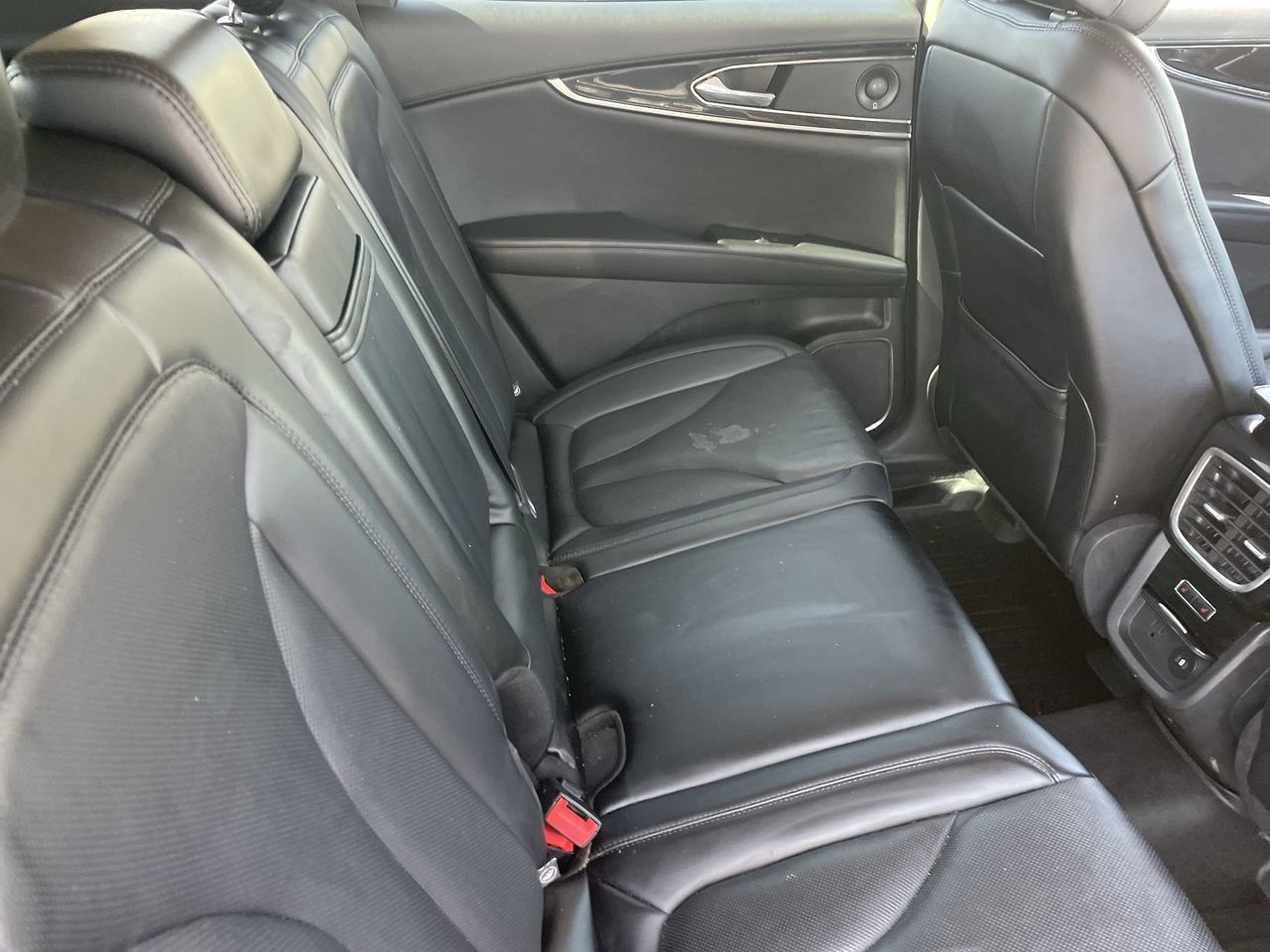 Used 2022 Asher Gray Lincoln Reserve image 12