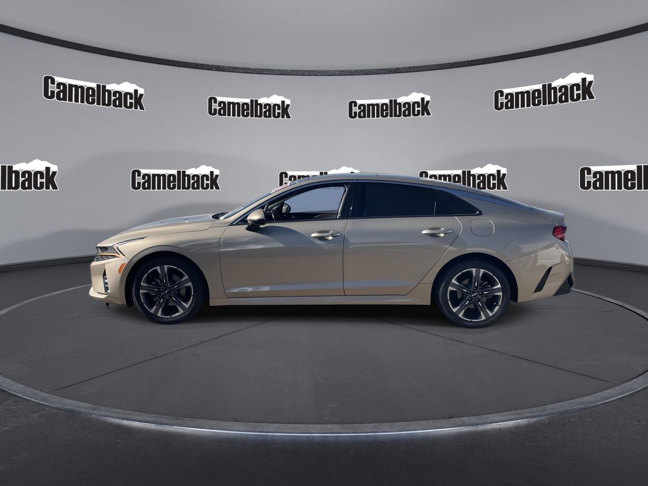 Used 2021 Crystal Beige Kia EX image 4