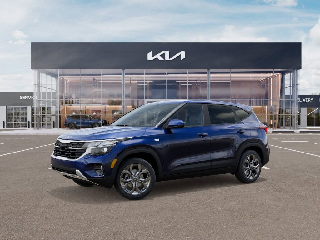 2026 Kia Seltos LX photo 2