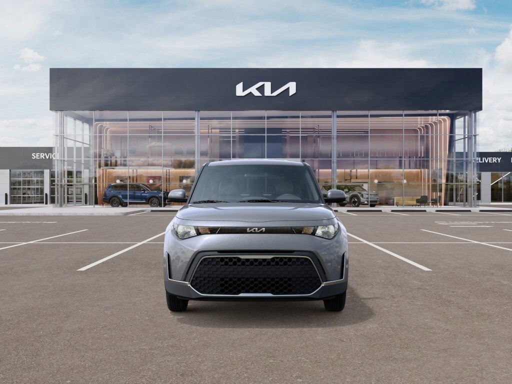 2025 Kia Soul LX S photo 2
