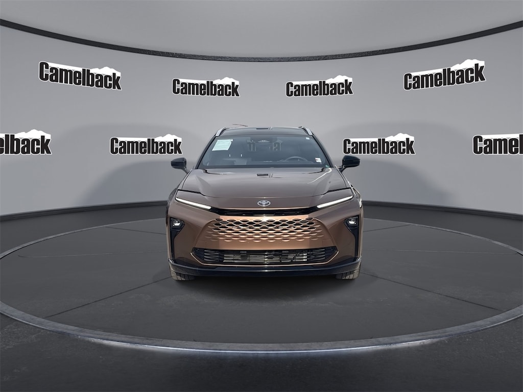 Used 2025 Toyota Crown Signia SUV