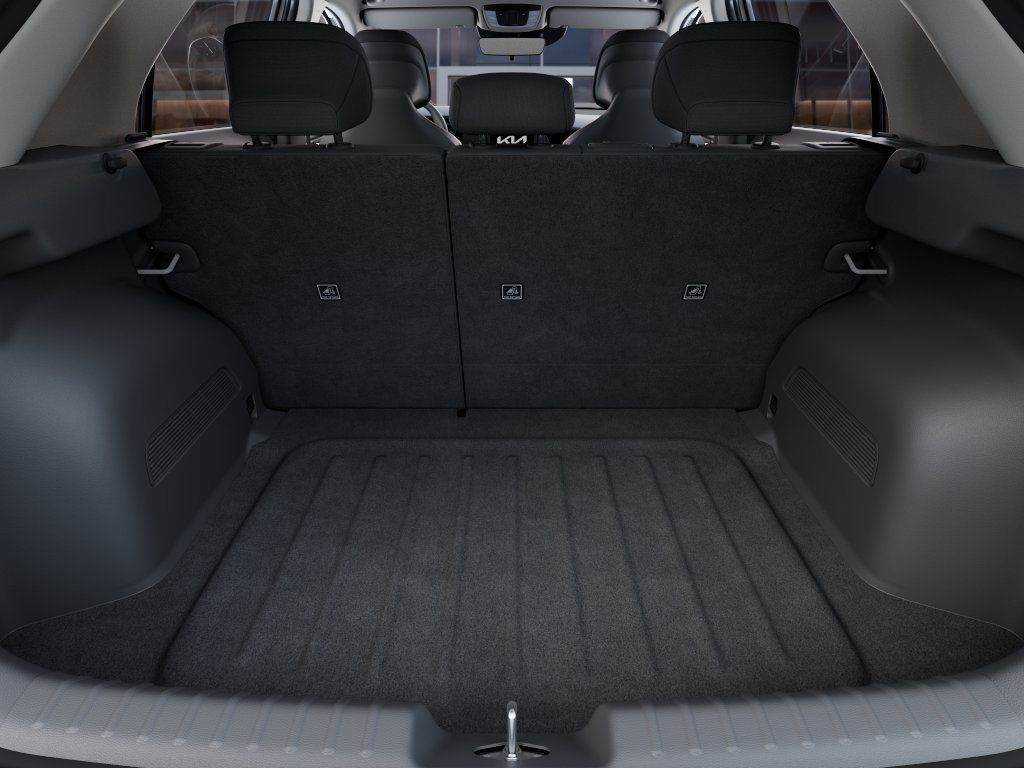 New 2026 Snow White Pearl Kia LX image 19