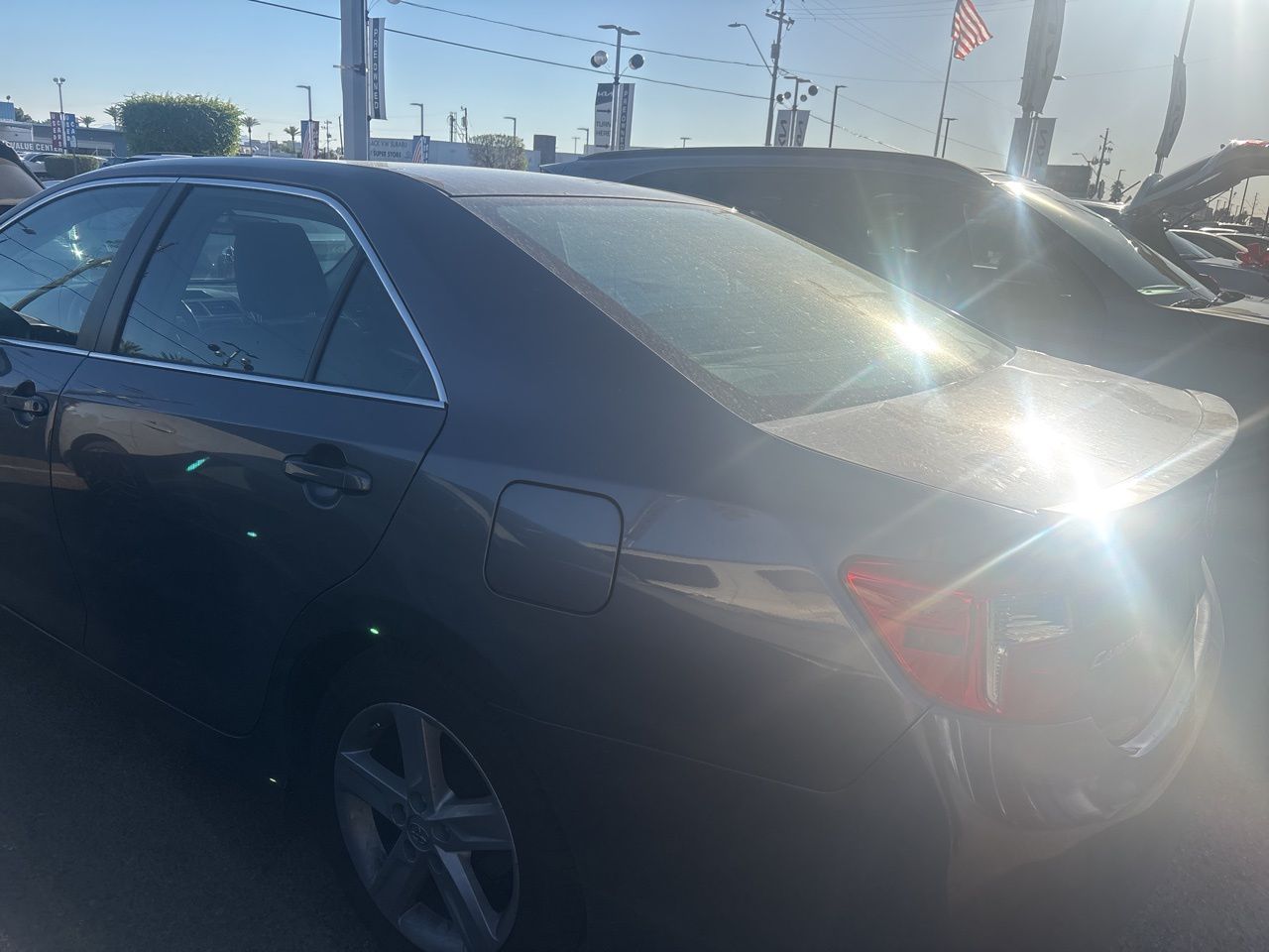 Used 2014 Magnetic Gray Metallic Toyota SE image 10