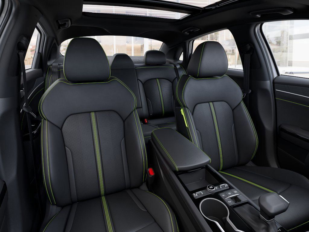 New 2026 Snow White Pearl Kia GT image 15