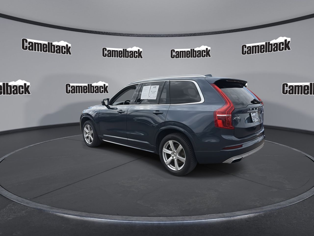 Used 2021 Denim Blue Volvo T6 Momentum 7 Passenger image 5