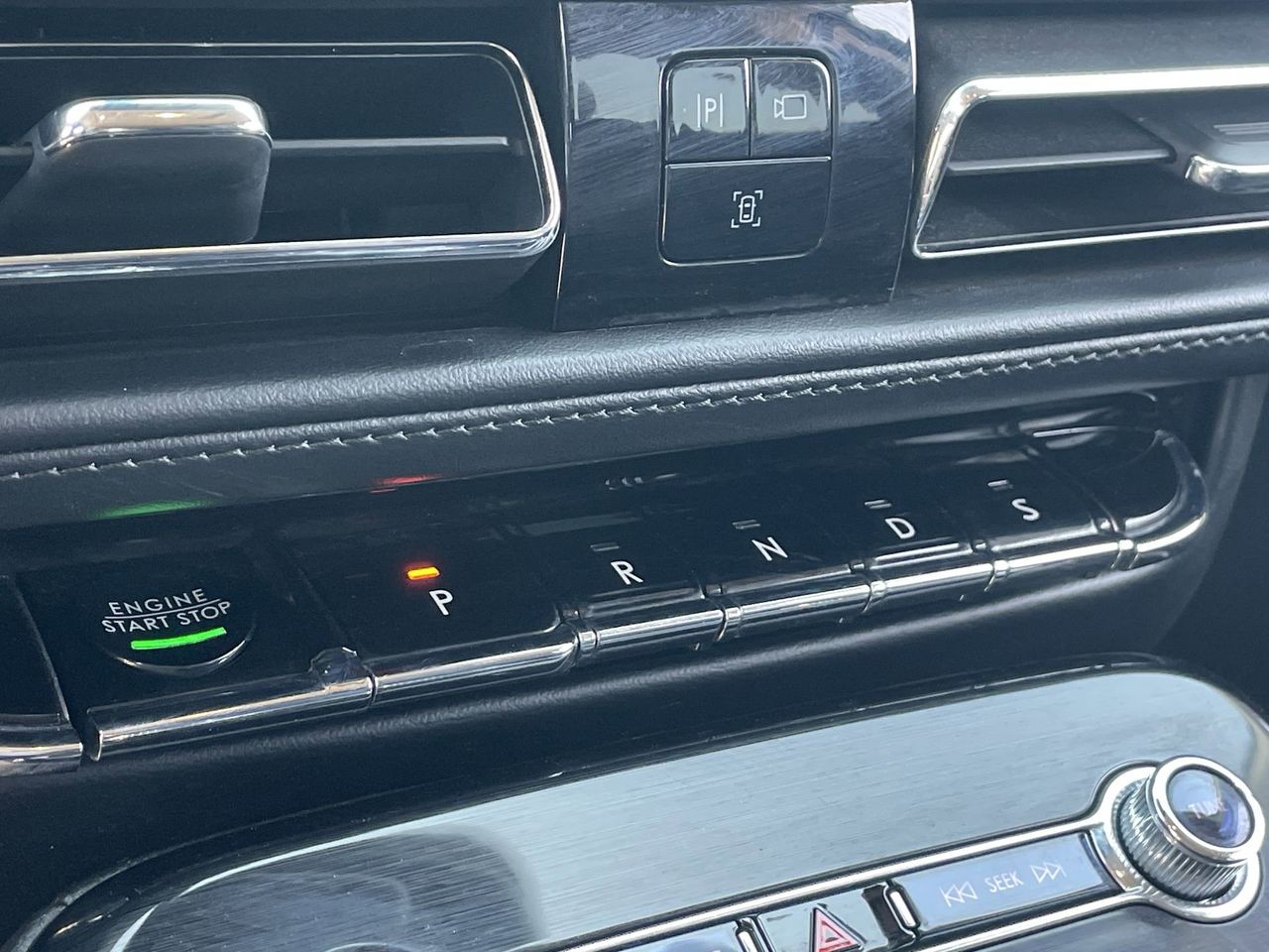 Used 2022 Asher Gray Lincoln Reserve image 25