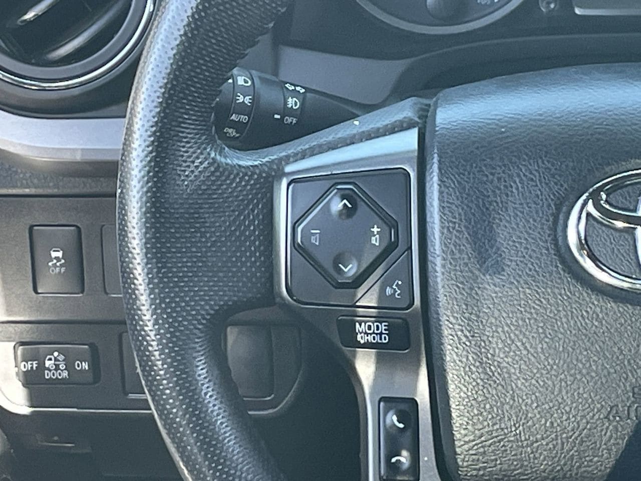 Used 2023 Ice Cap Toyota TRD Off Road V6 image 22