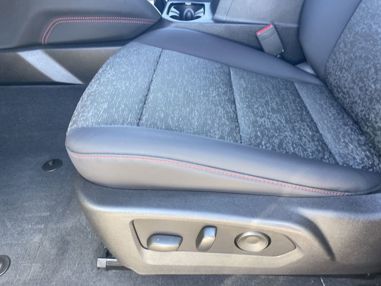 Used 2024 Black Chevrolet Z71 image 19