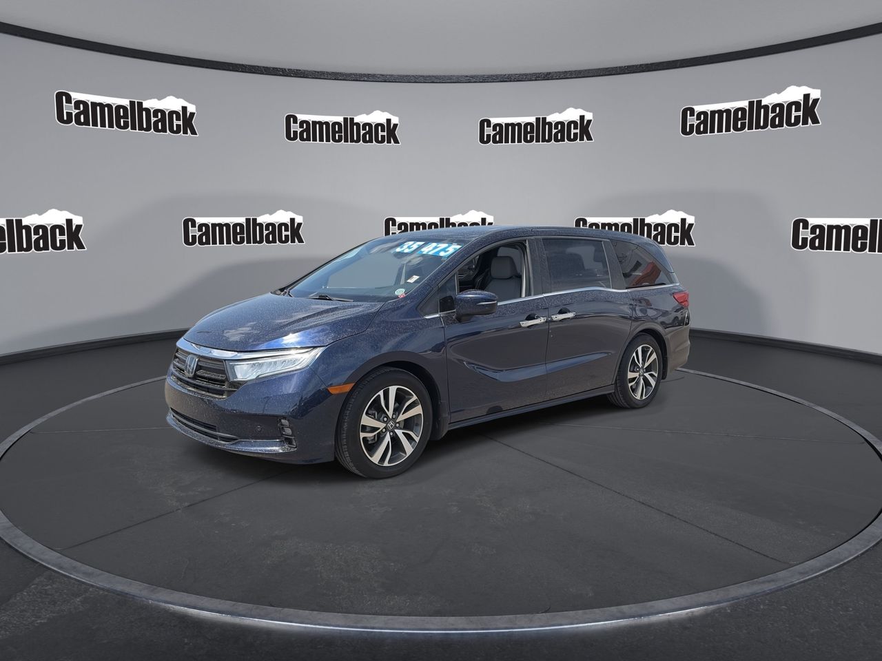 Used 2023 Obsidian Blue Pearl Honda Touring image 3