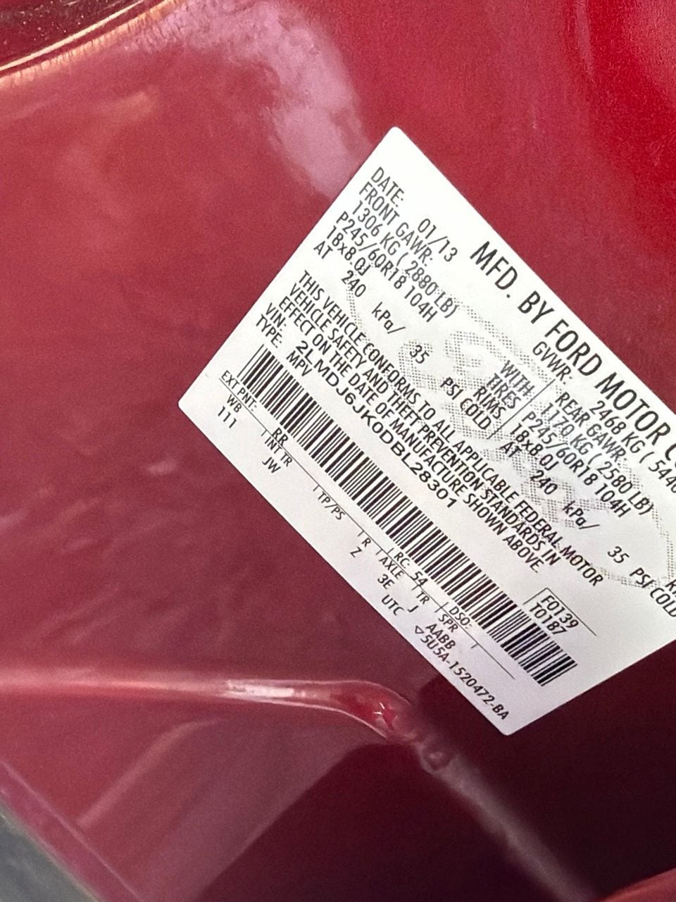 Used 2013 Ruby Lincoln Base image 10