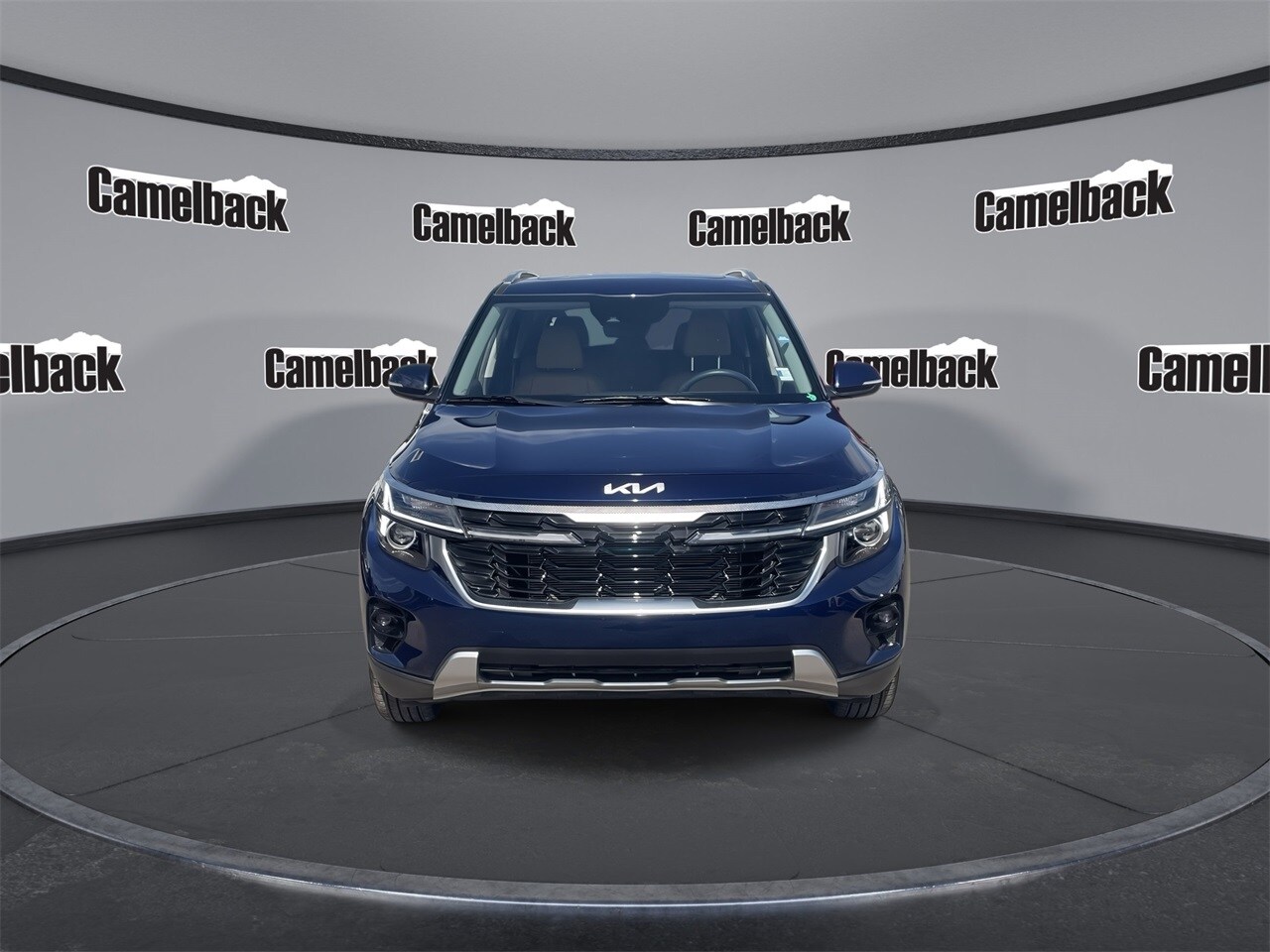 2025 Kia Seltos EX photo 2