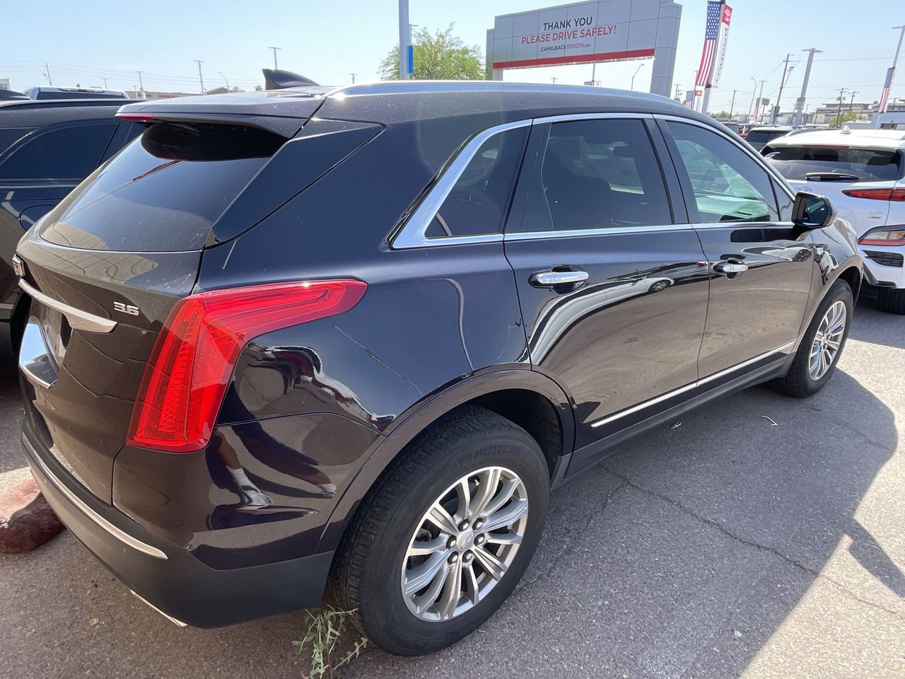Used 2018 Midnight Sky CADILLAC Luxury image 13