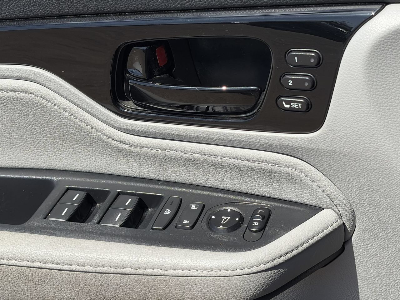 Used 2023 Obsidian Blue Pearl Honda Touring image 20