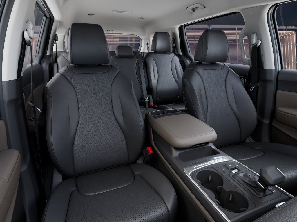 New 2026 Snow White Pearl Kia LXS image 15
