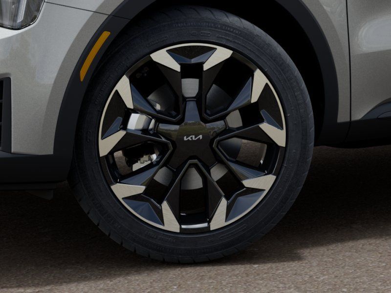 New 2026 Ivory Silver Kia EX image 9