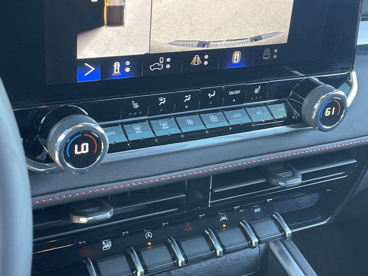 Used 2024 Black Chevrolet Z71 image 26