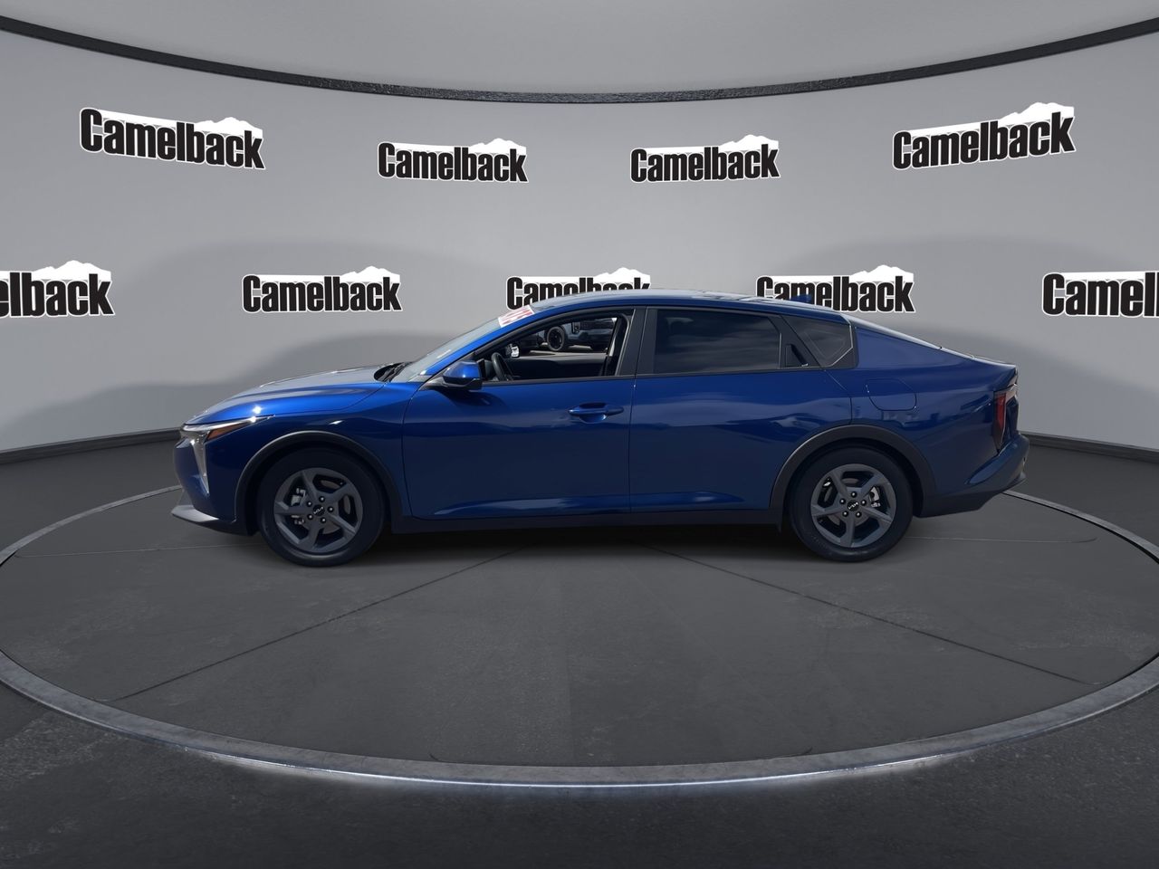 Certified Used 2025 Deep Sea Blue Kia  image 4