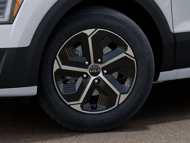 New 2026 Snow White Pearl Kia LX image 9