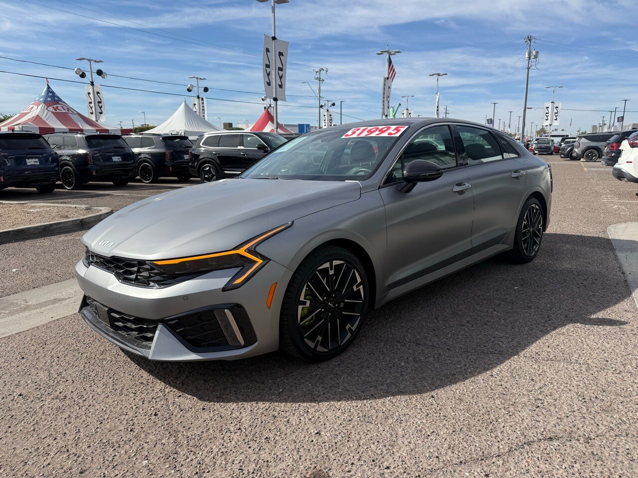 2025 Kia K5 GT photo 2