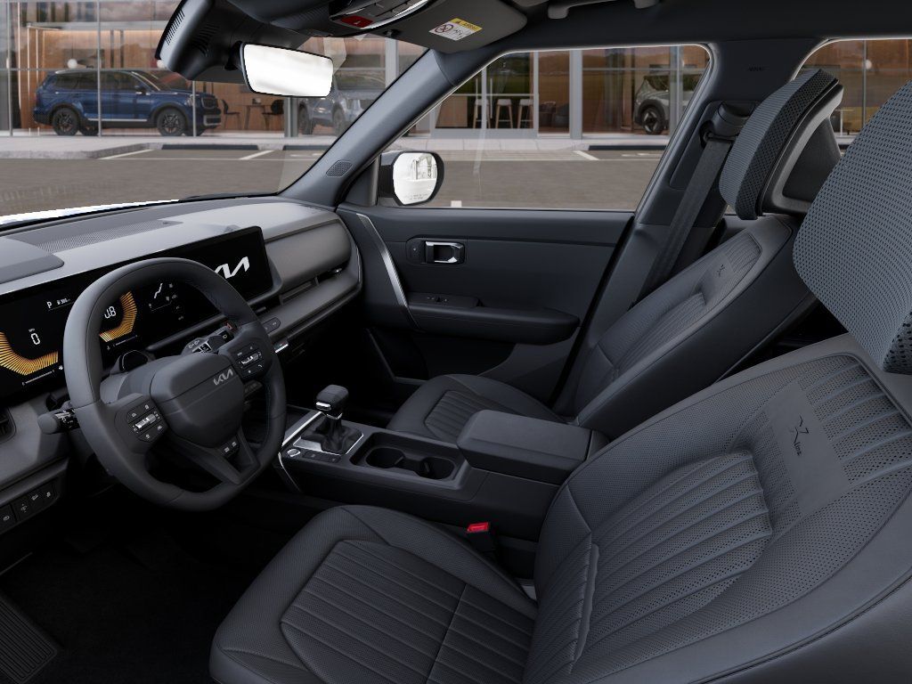 New 2027 Snow White Pearl/Black Roof Kia X-Line S image 17