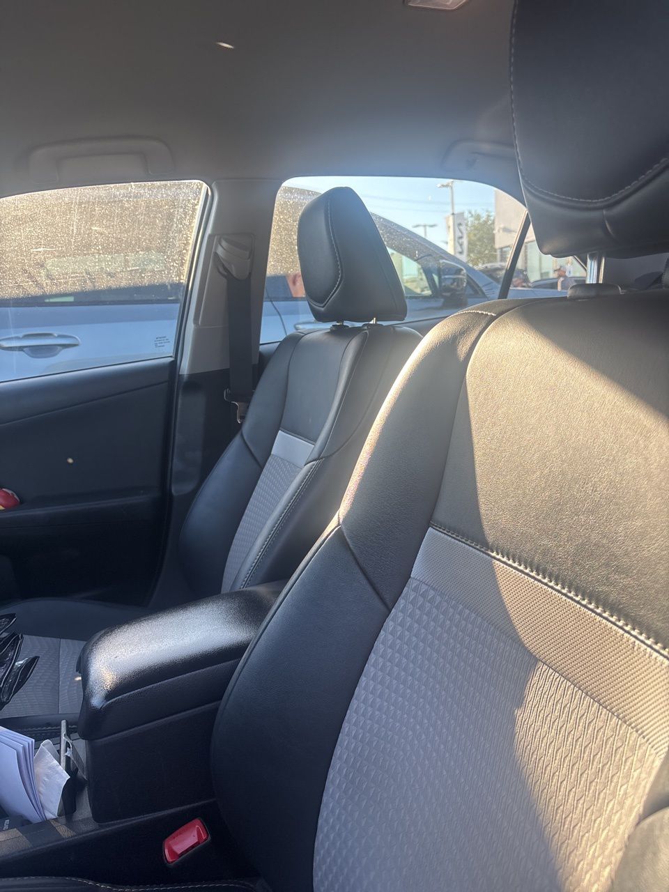 Used 2014 Magnetic Gray Metallic Toyota SE image 14