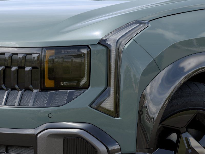 New 2027 Iceberg Green Kia X-Line S image 10