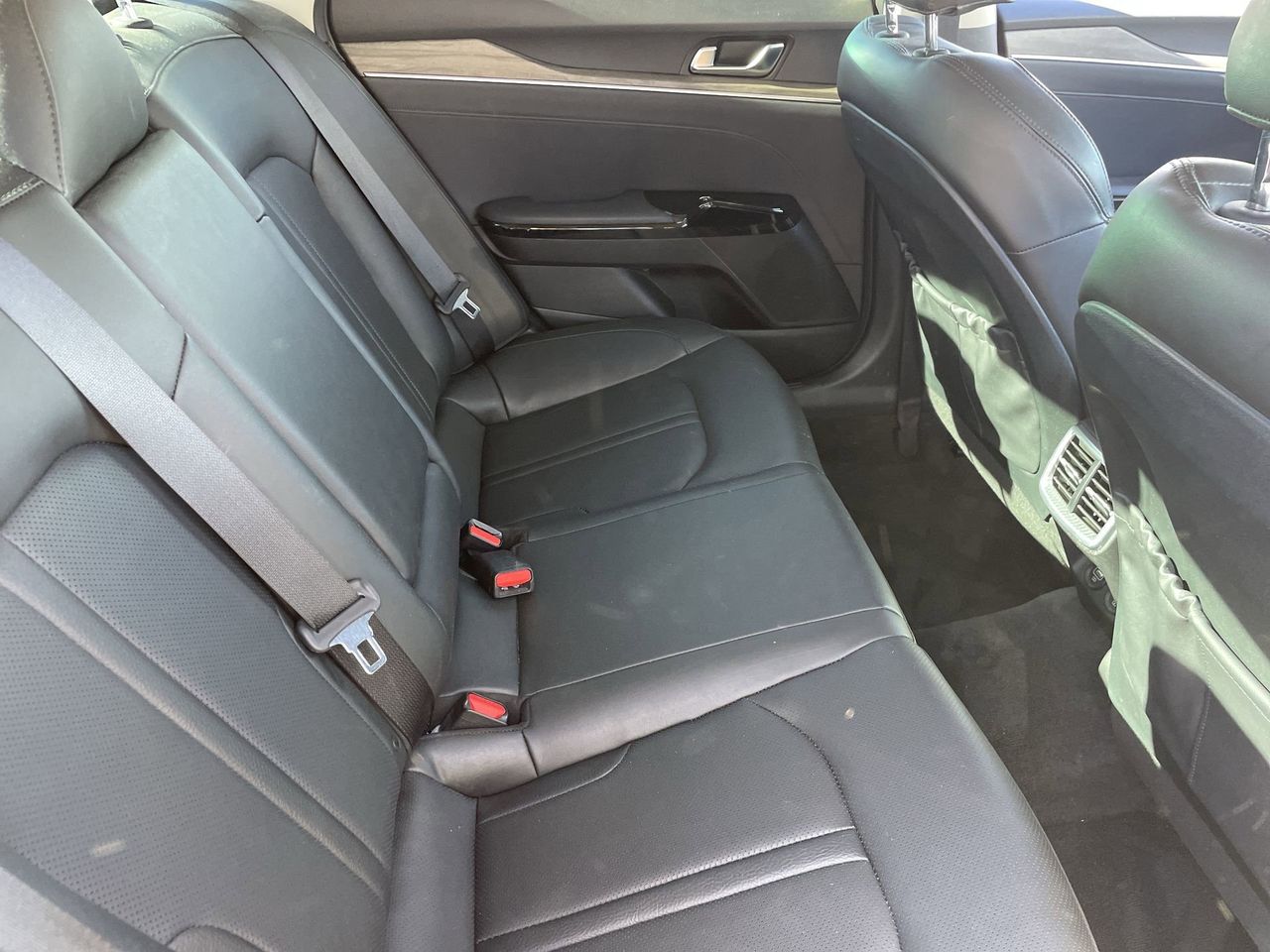 Used 2021 Crystal Beige Kia EX image 12