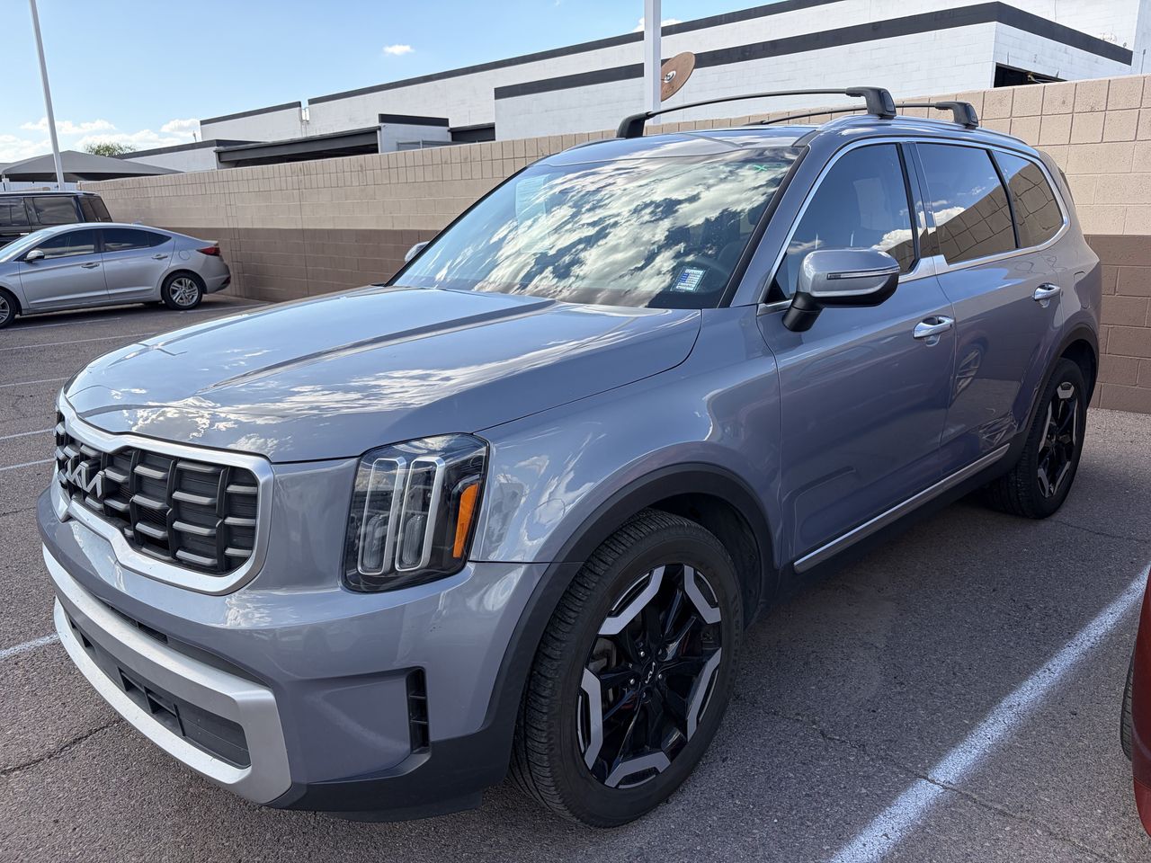 Used 2024 Everlasting Silver Kia S image 4