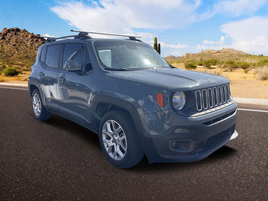 Used 2018 Jeep Renegade Latitude FWD SUV