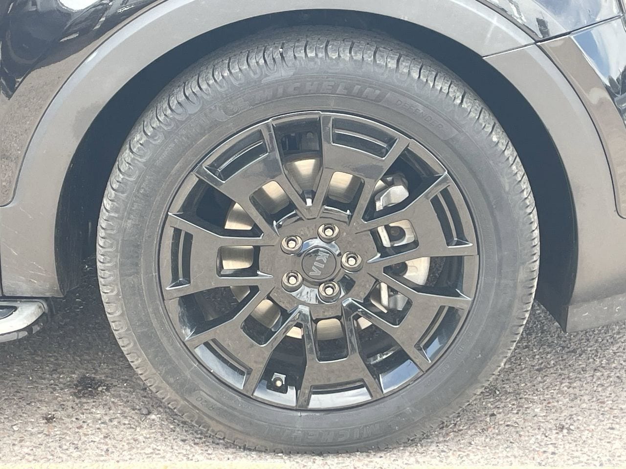 Used 2021 Black Copper Kia SX image 9