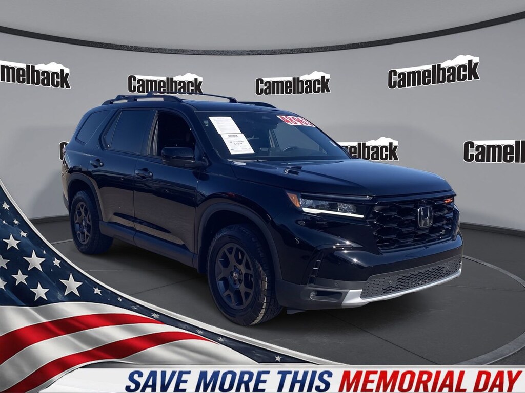 Used 2025 Honda Pilot TrailSport SUV