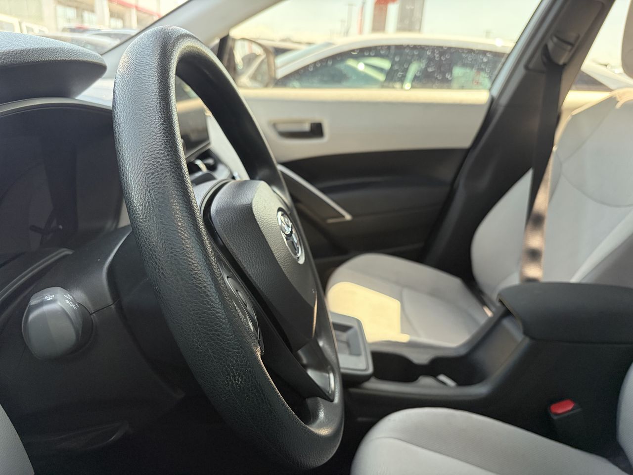 Used 2026 Sonic Silver Toyota L image 6