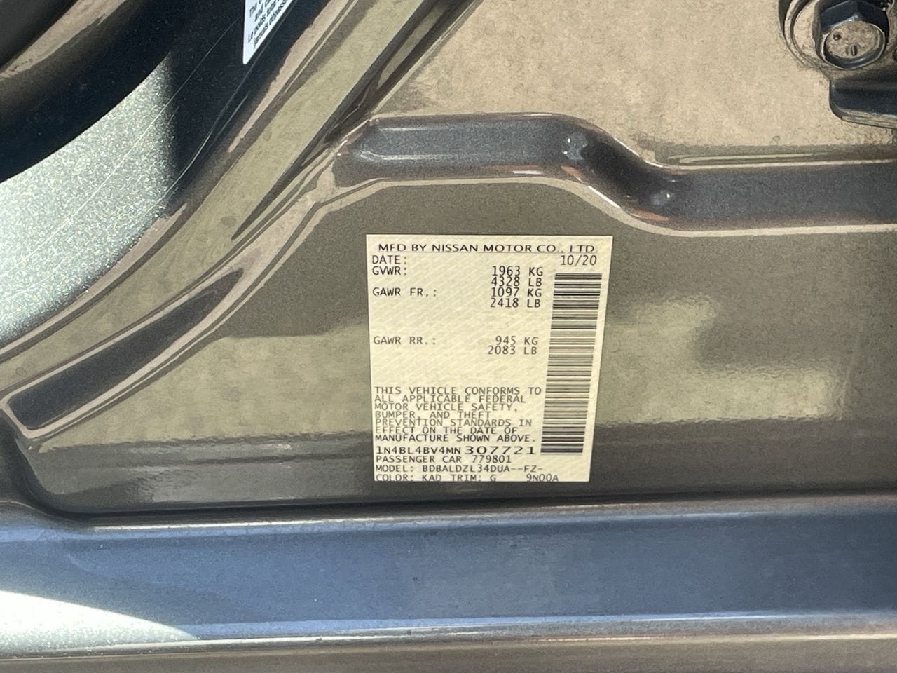 Used 2021 Gun Metallic Nissan 2.5 S image 17