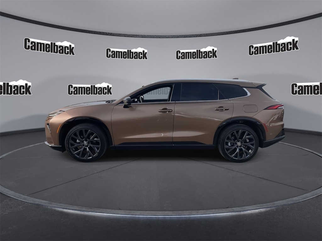 Used 2025 Toyota Crown Signia SUV