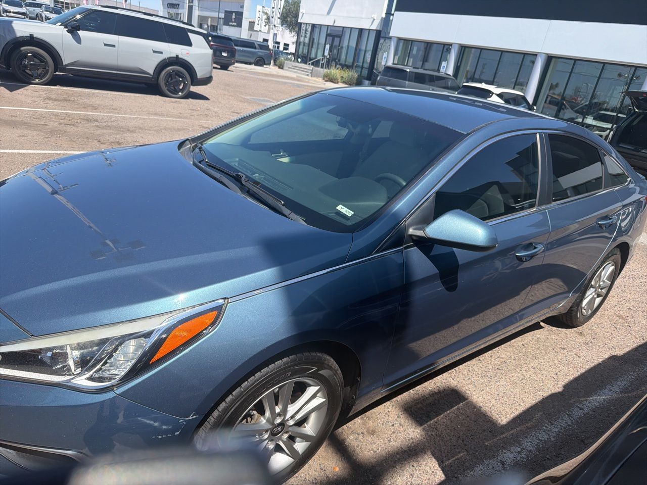 View vehicle photo 7