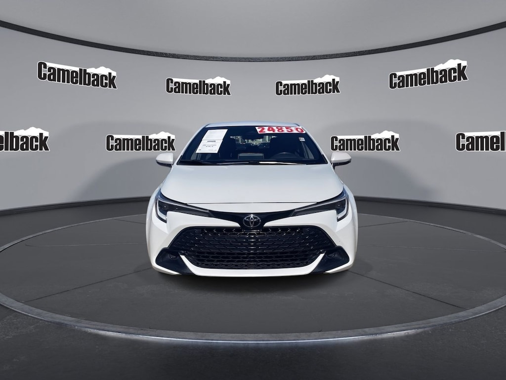 Used 2024 Toyota Corolla Hatchback SE Hatchback