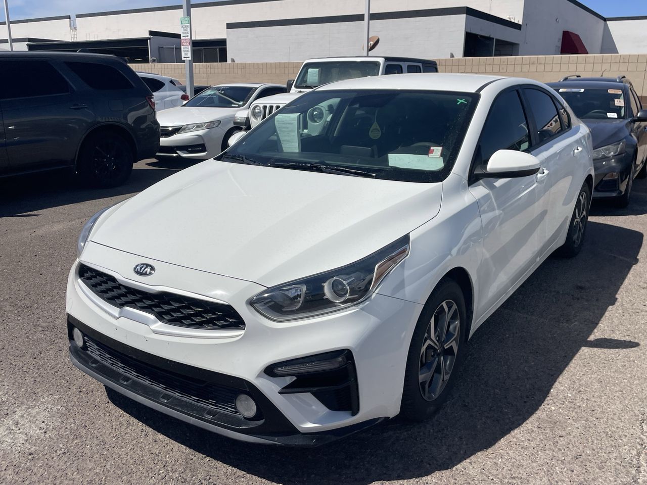 Used 2019 Clear White Kia LXS image 4