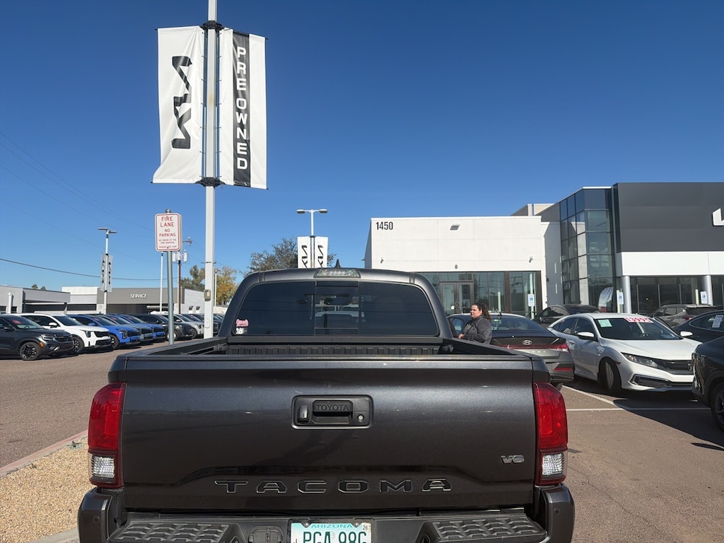 Used 2019 Toyota Tacoma Truck Double Cab