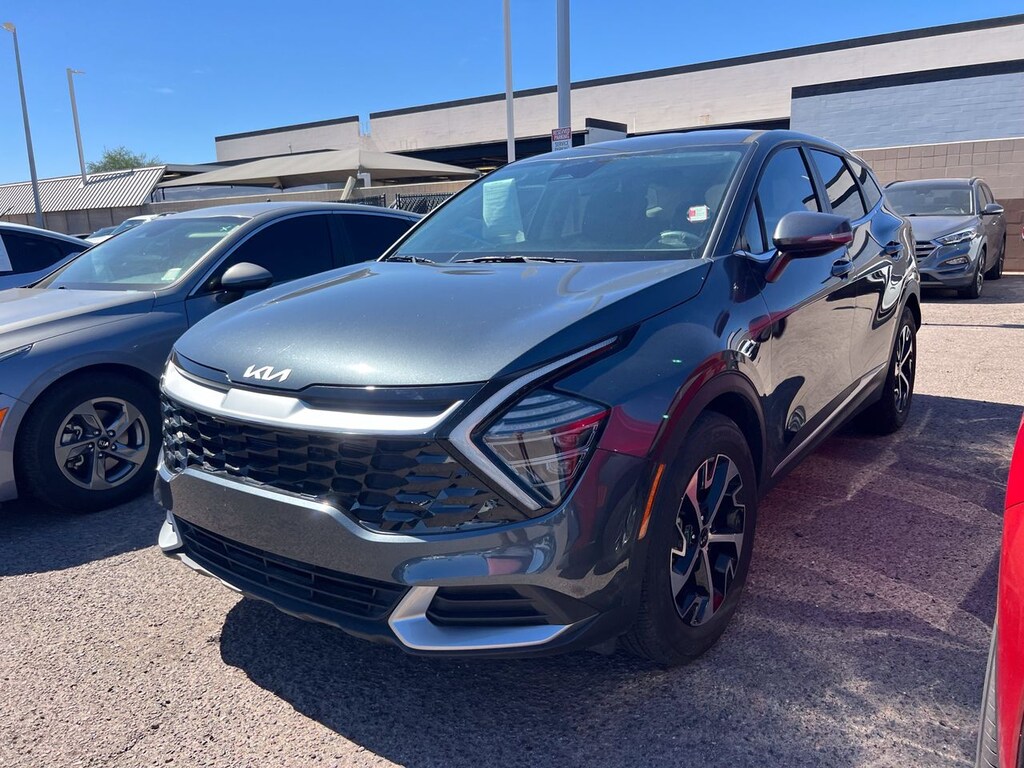 Used 2025 Kia Sportage EX SUV