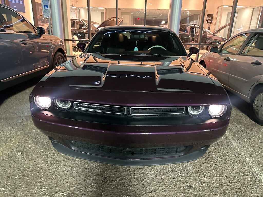 Used 2020 Dodge Challenger SXT Coupe