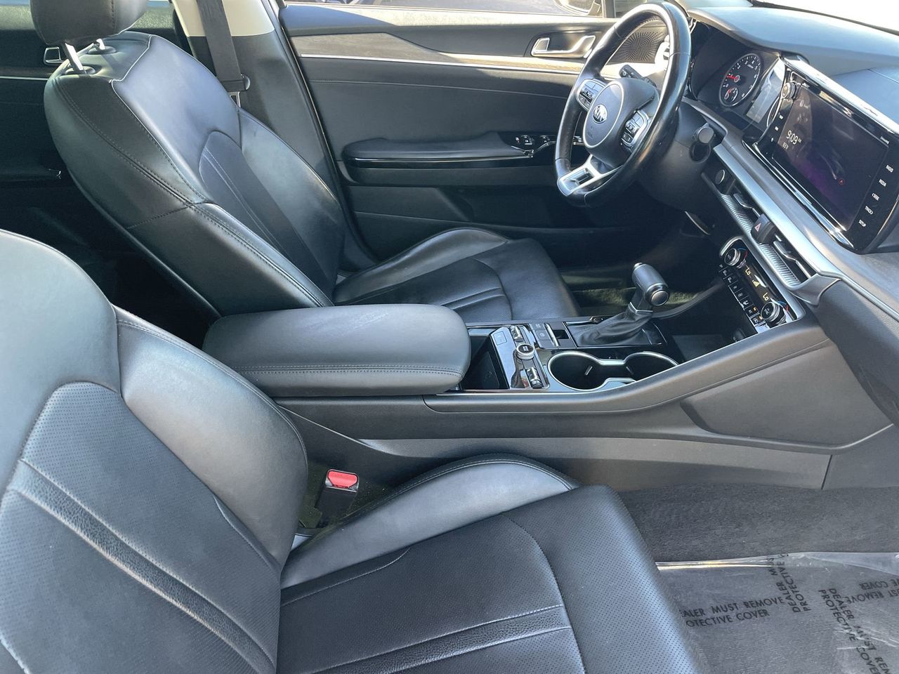 Used 2021 Crystal Beige Kia EX image 11