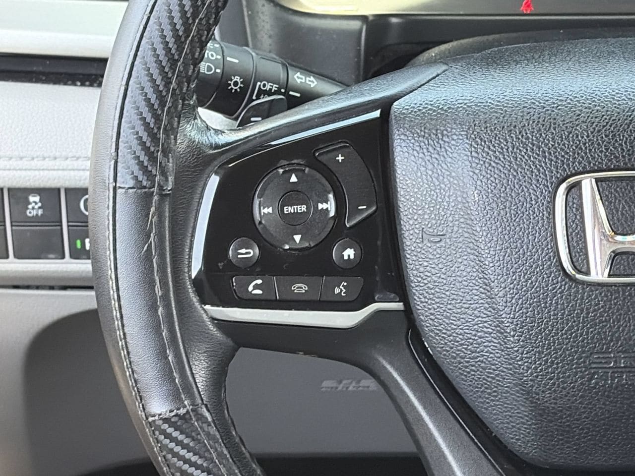 Used 2023 Obsidian Blue Pearl Honda Touring image 22